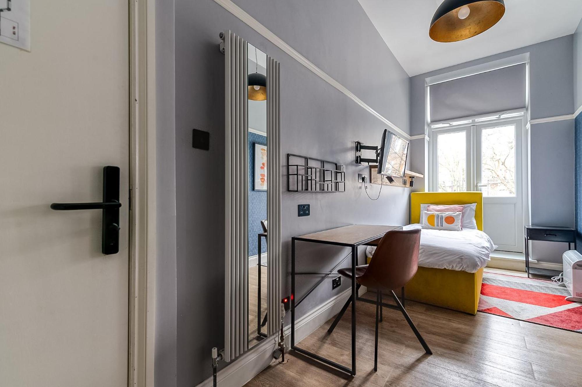 Appart hôtel Kensington - Warwick Road 3*