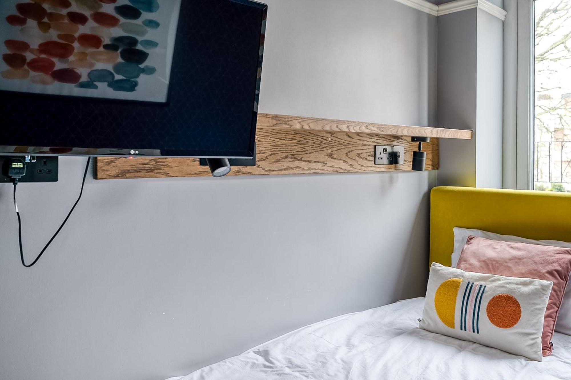 Kensington - Warwick Road Apartment London